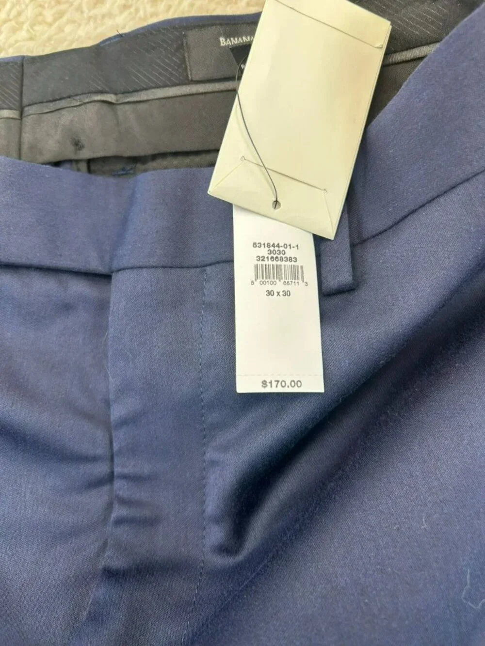 Banana Republic Mens Tailored Navy Blue Trousers Size 30x30 Wrinkle-Resistant Ne